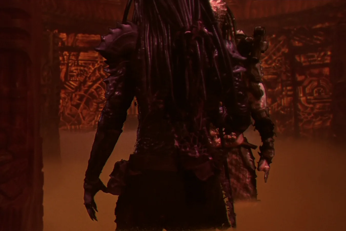 Shaman Predator from behind with the Lost Tribe at the end of Predator 2