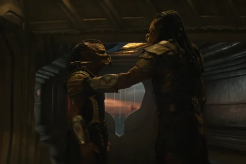 Dek and Kwei Predator, two of the shortest Yautja from Predator: Badlands