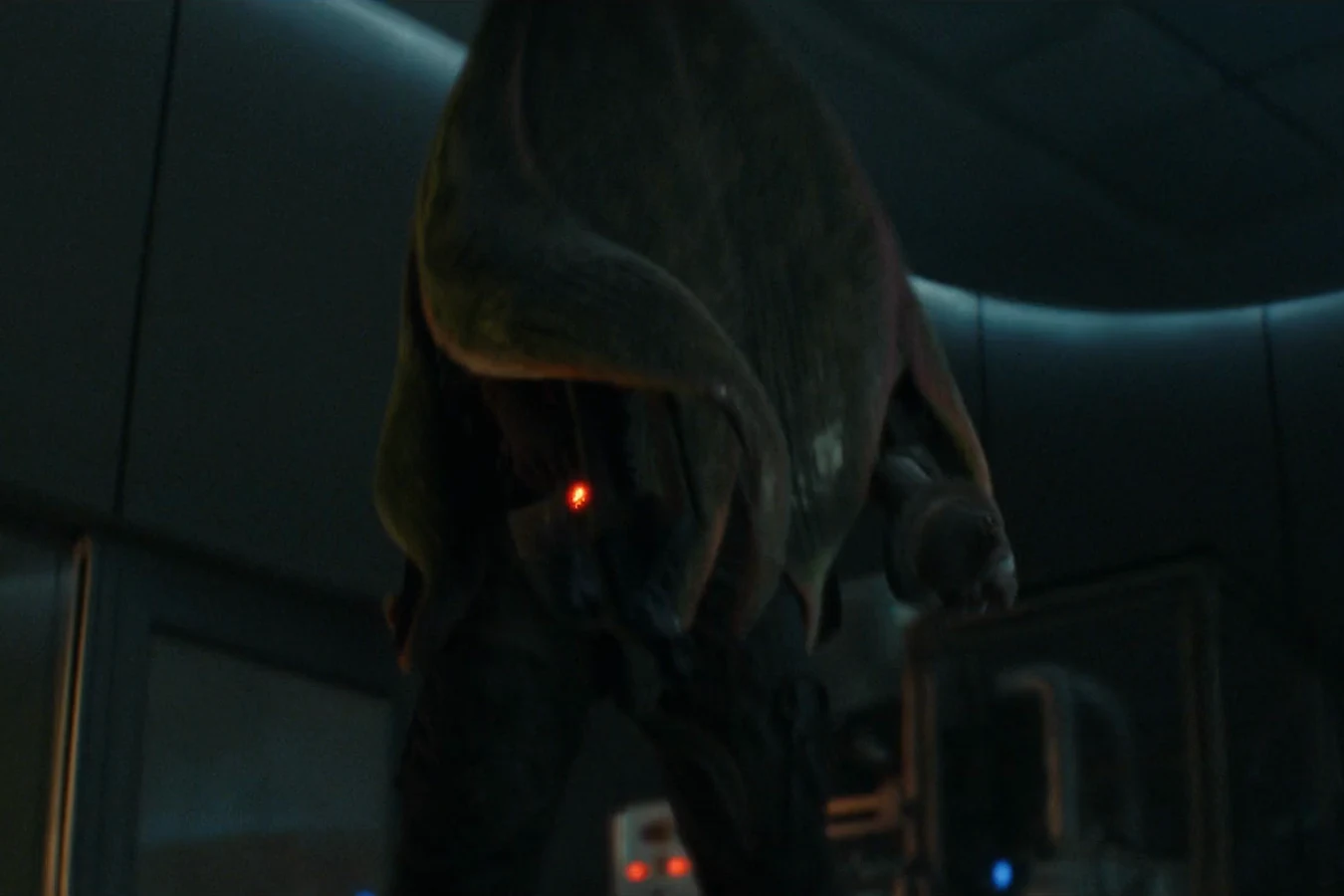 Siberian hanging from the laboratory ceiling, wrapped inside the D. Plumbicare on Neverland in Alien: Earth