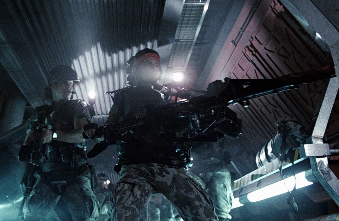 Private First Class Jenette Vasquez using a smartgun in Aliens