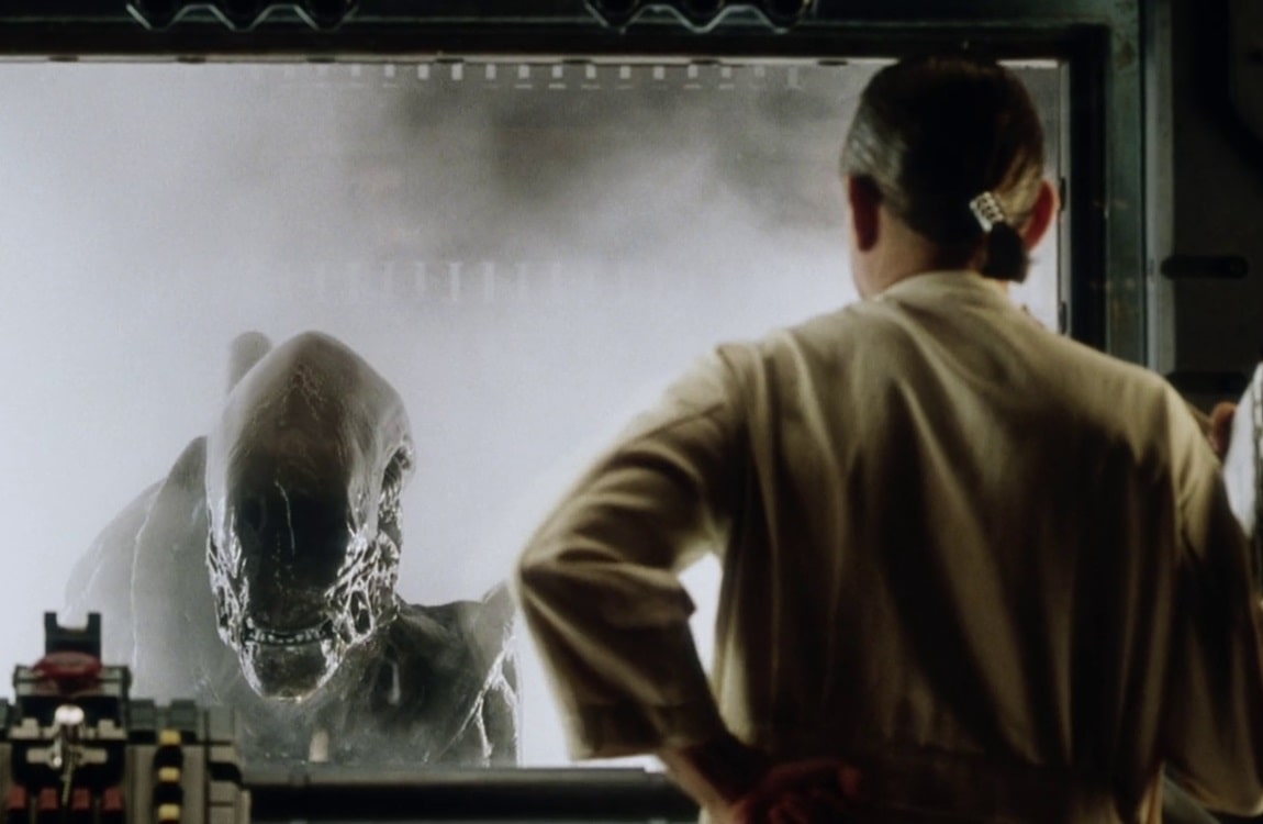 The Cloned Xenomorph from Alien: Resurrection learns to behave in a cage