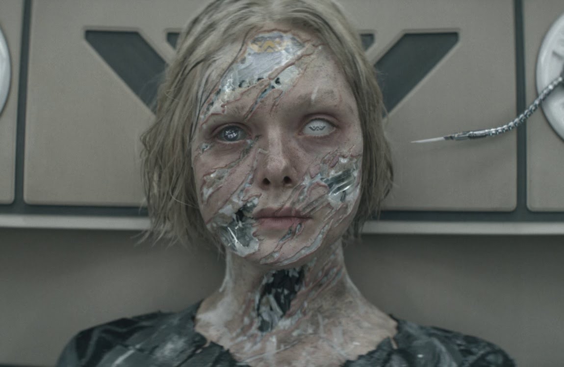 Tessa's damaged face caused by the Kalisk
