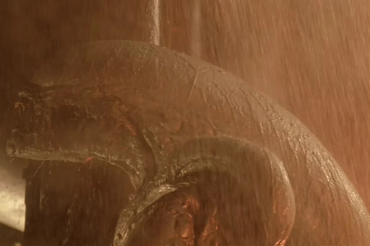 The Dragon dies from thermal shock in Alien 3