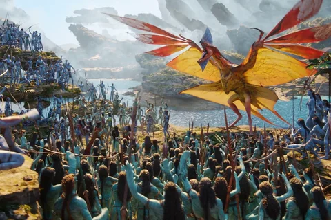 Jake Sully as Toruk Makto riding the great leonopteryx above Pandora