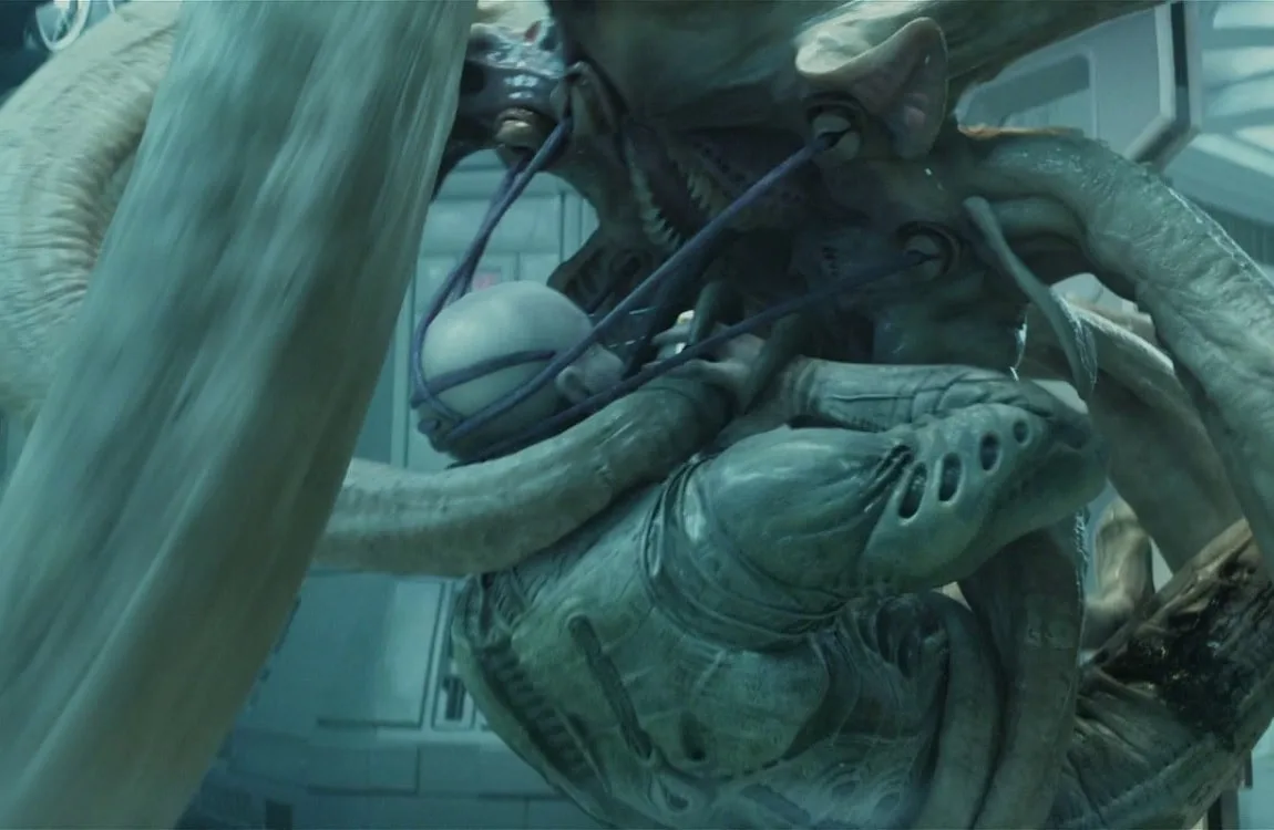 The Trilobite attacking the Engineer in Prometheus