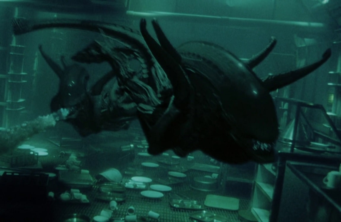 Xenomorphs swimming underwater in Alien: Resurrection