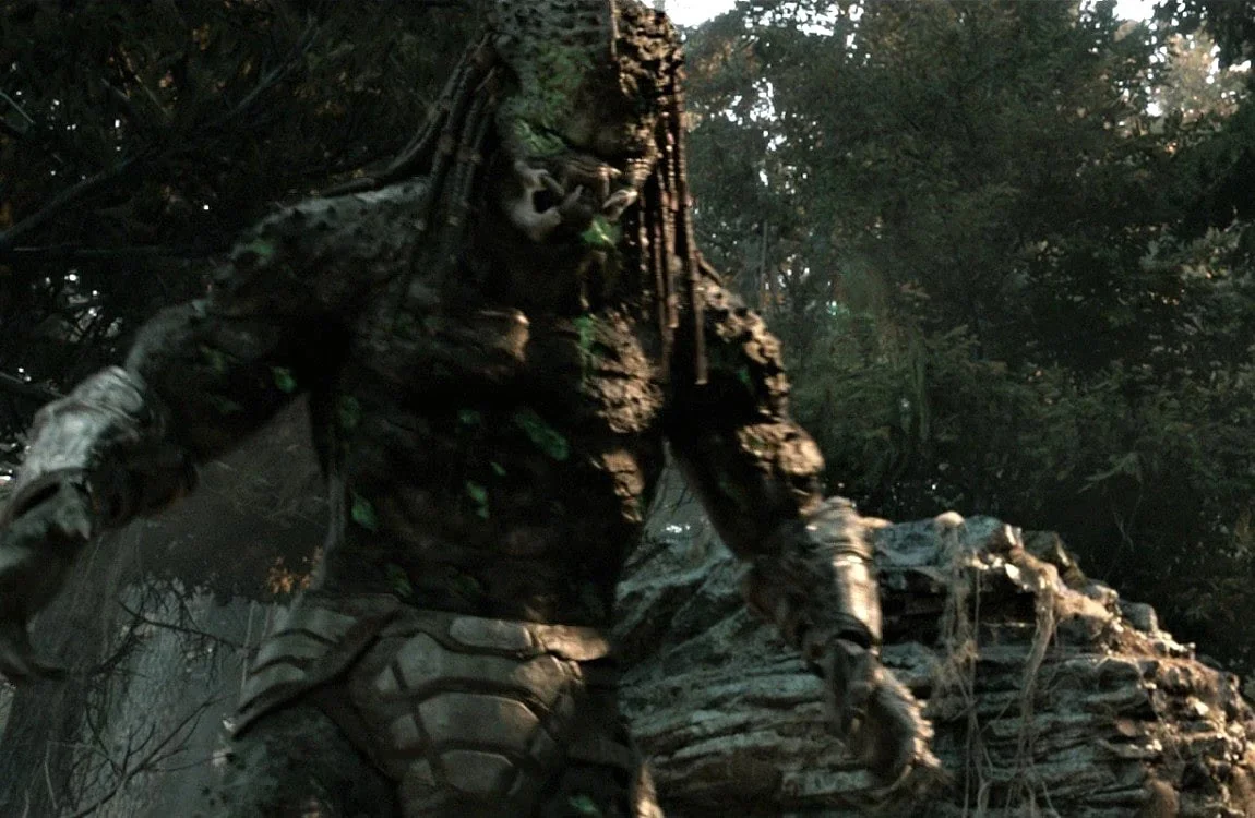 The Assassin Predator in the forest in The Predator (2018)