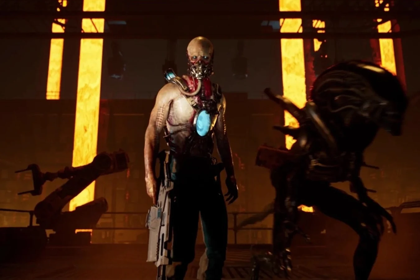 A Darwin Era Guardian stands beside a Xenomorph on Lethe