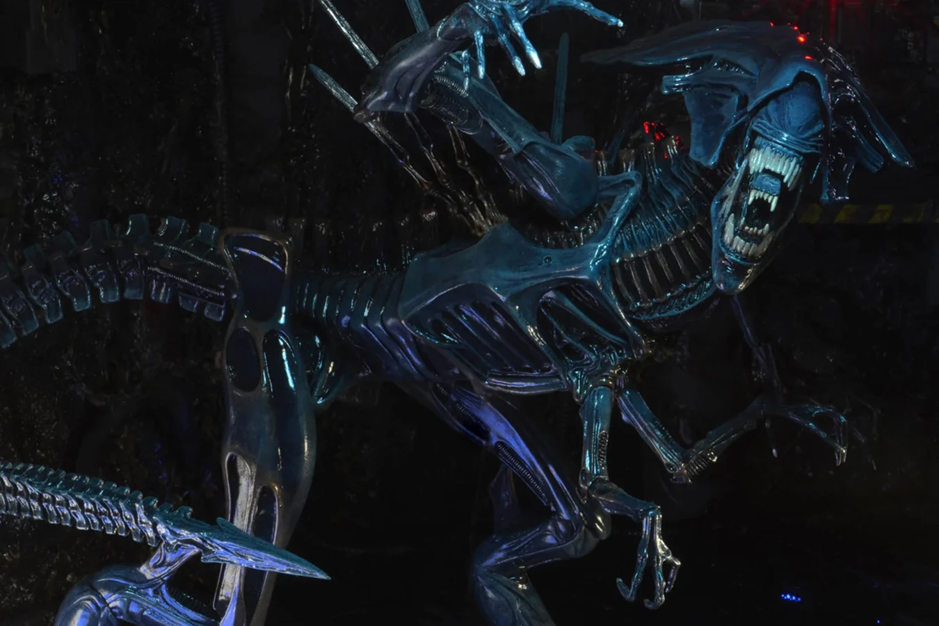 NECA Ultra Deluxe Alien Queen action figure