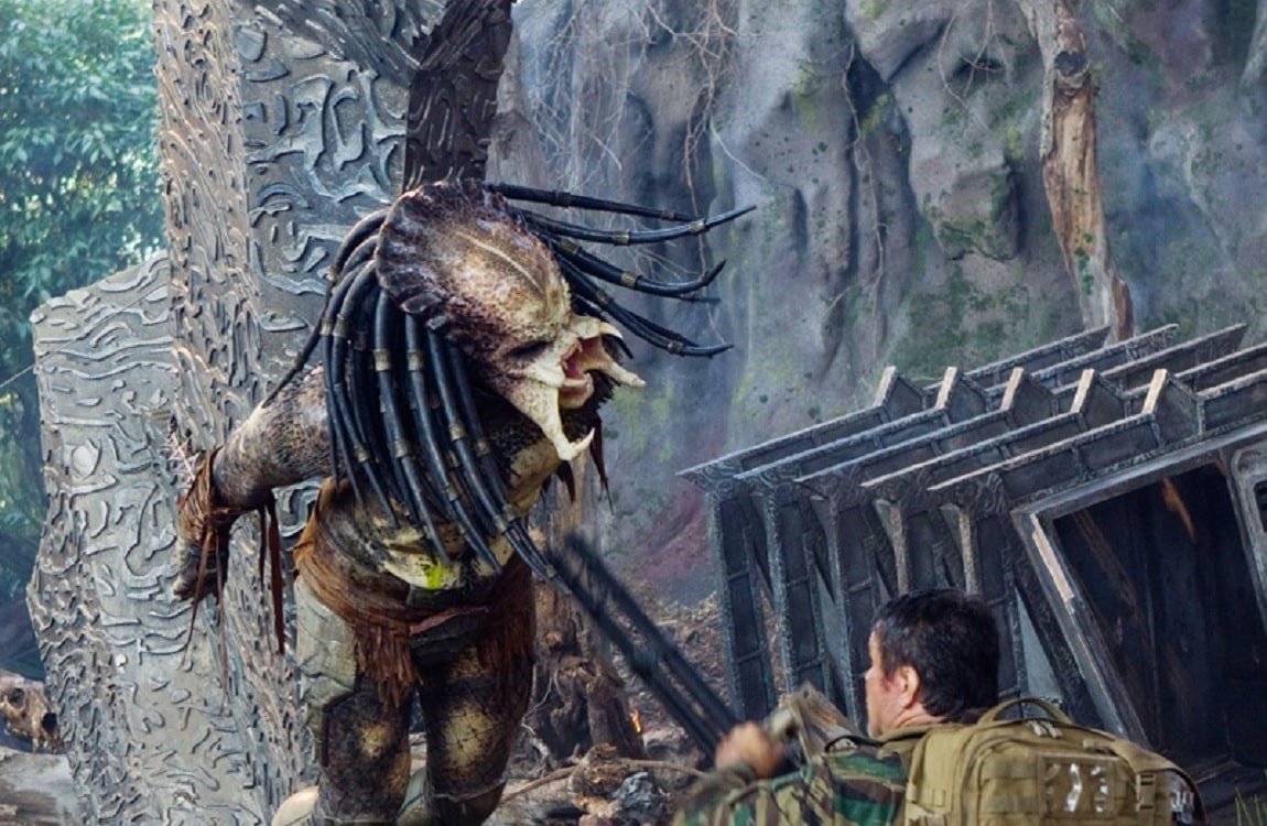 The Crucified Predator tied to a totem in Predators