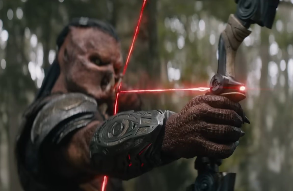 The Plasma Bow used by Dek Predator in Predator: Badlands