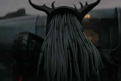 Njohrr Predator with white dreadlocks from Predator: Badlands