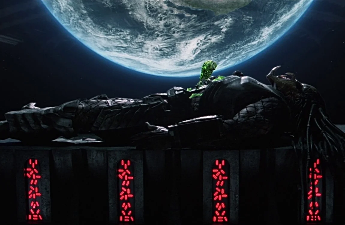 Birth of the Predalien from Scar Predator at the end of Alien vs. Predator