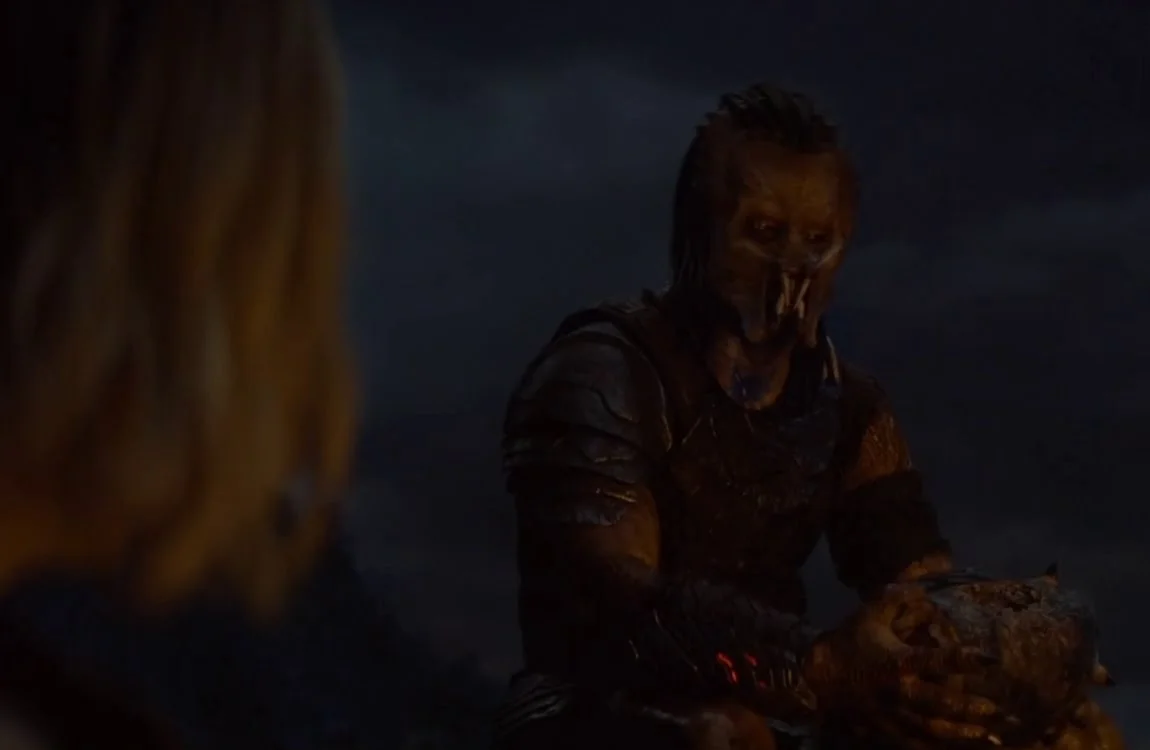 Dek Predator making a joke in Predator: Badlands