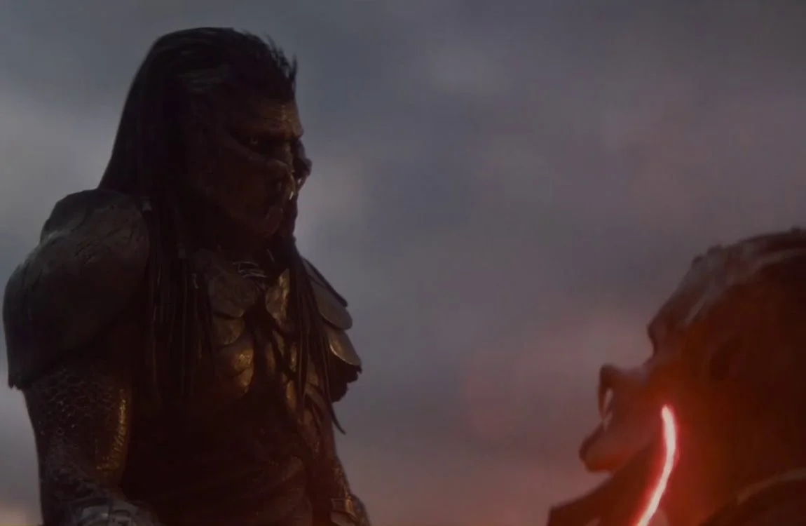 Dek Predator about to be executed in Predator: Badlands