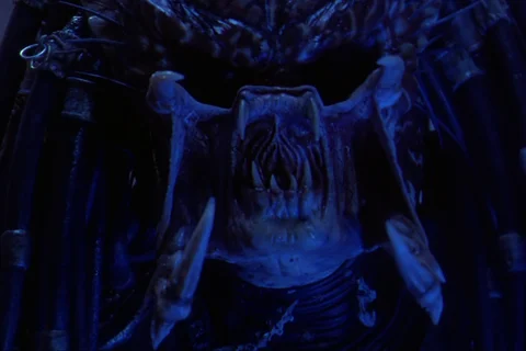 The City Hunter Predator with mouth open in Predator 2
