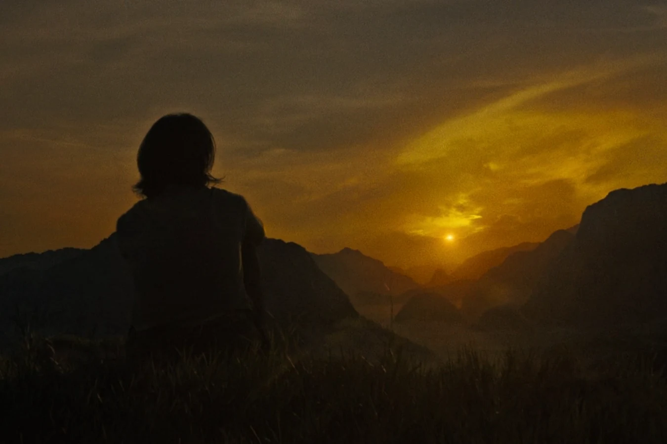 Rain Carradine's dream of a sunset over the mountains of Yvaga III